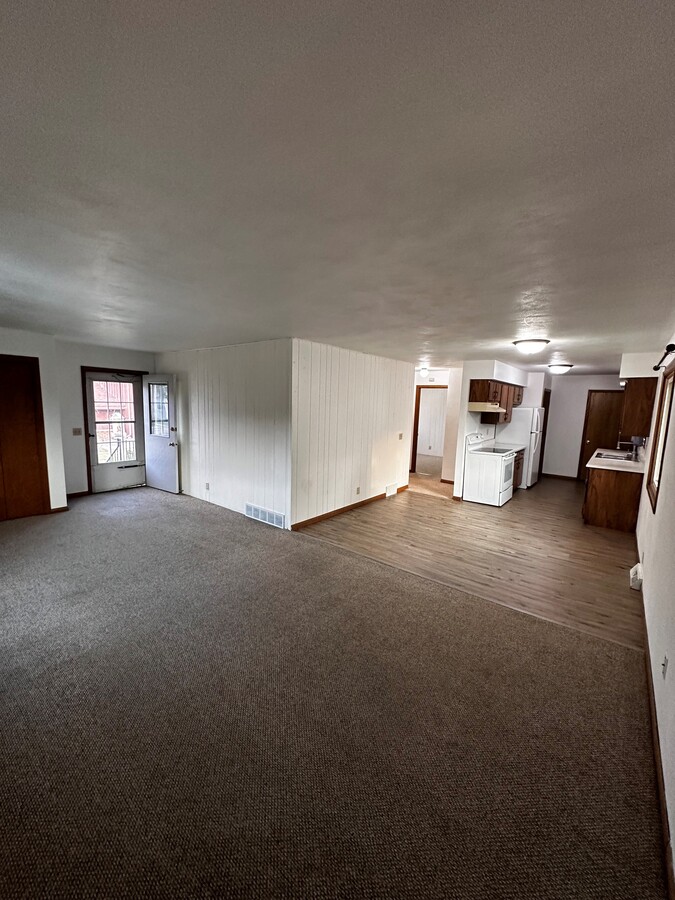 Photo - 1209 E Wausau Ave Townhome