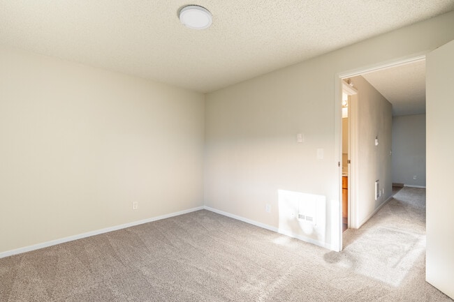 Spanish Hills Apartments