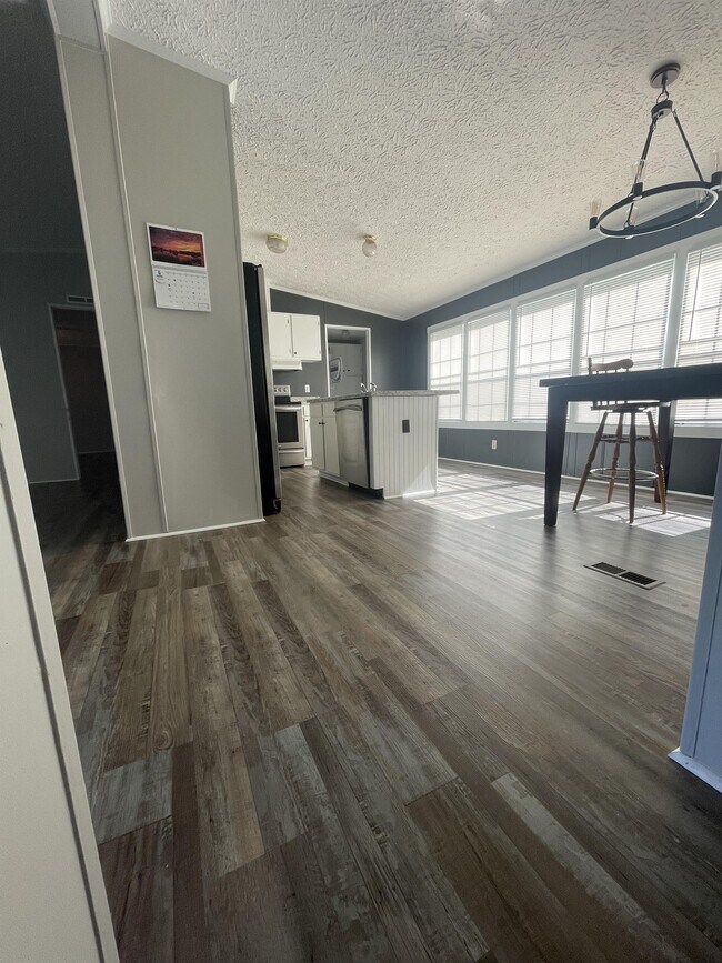 Photo - 60 Luckie St