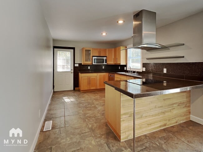Photo - 1308 Hickory Hollow Ln