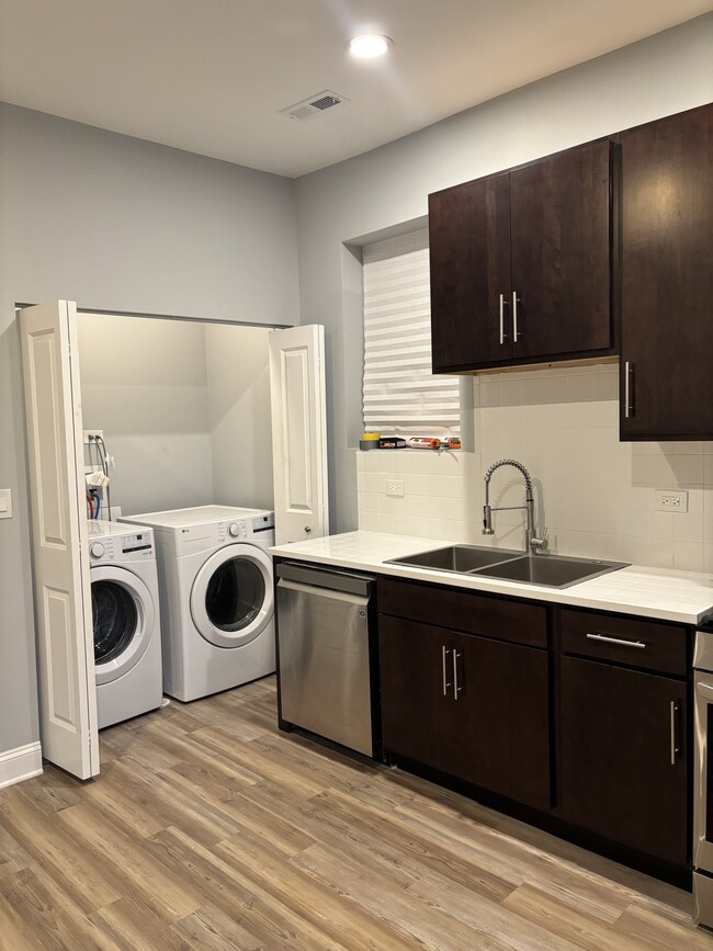 Photo - 1620 S Kedvale Ave Unit #2