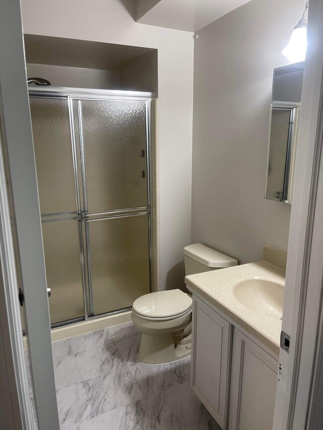 Photo - 43905 Rivergate Dr