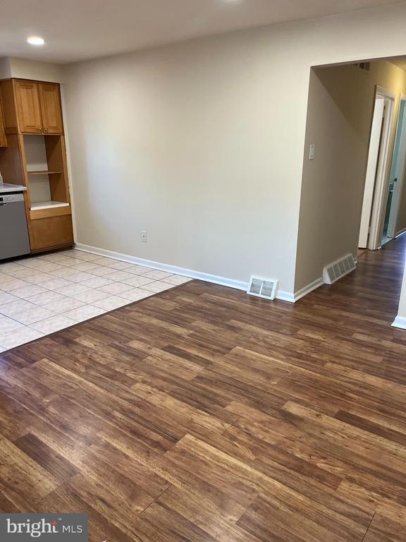 Photo - 2305 Benson St