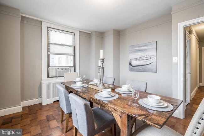 Photo - 2031 Locust St Unidad 602