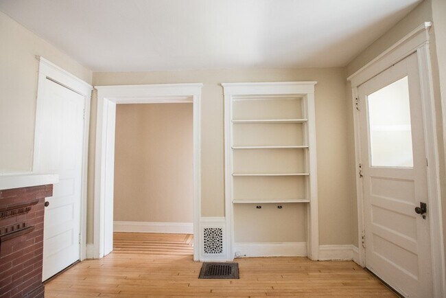 Photo - 2724-2726 N Murray Duplex Unit 2724-Lower