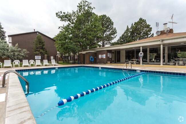 Pine Creek Apartments