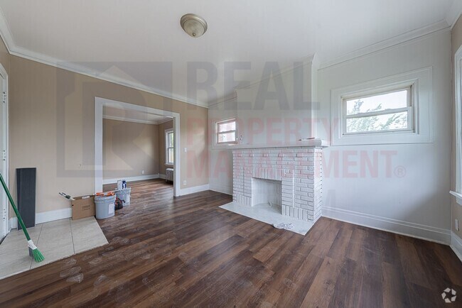 Building Photo - Convenience near Coventry Unit #13 Rental