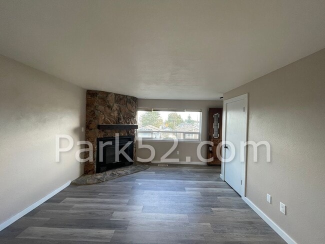 Photo - North Tacoma 4 Bed 2 Bath Single Family Home