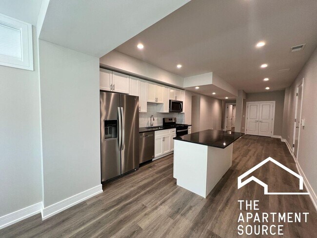 Photo - 706 W Grace St Unidad GDN