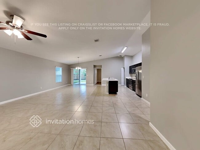 Photo - 758 NW Bristol St