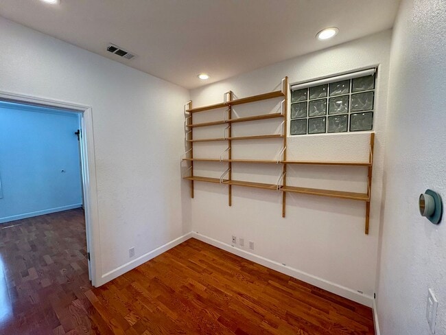 445 Milan Dr Unit 202