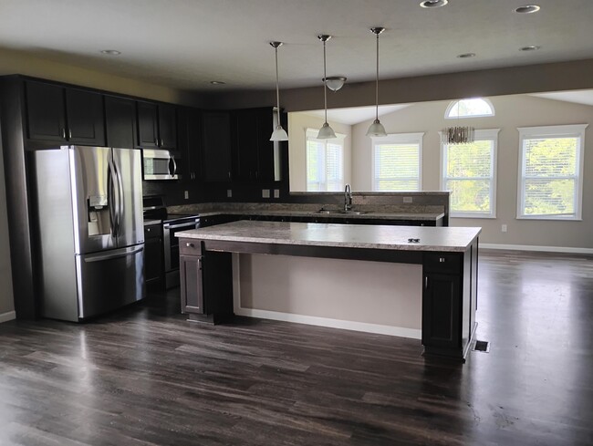 Photo - 1453 Hoovler Way