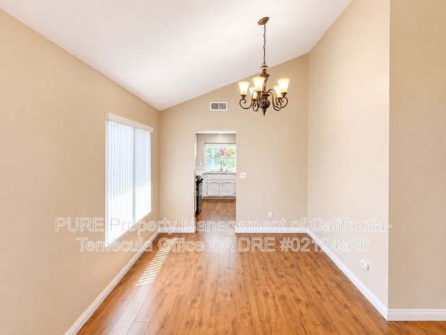 Photo - 25543 Woodside Cir