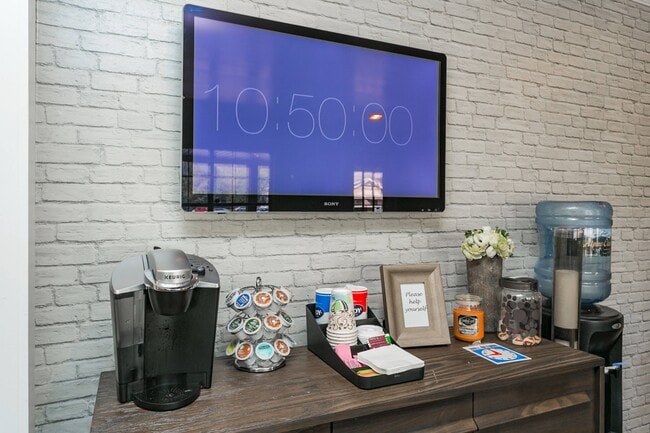 Leasing Office