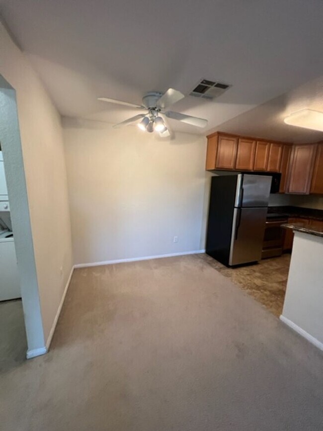 Photo - 3715 Tallyho Dr Unit 94