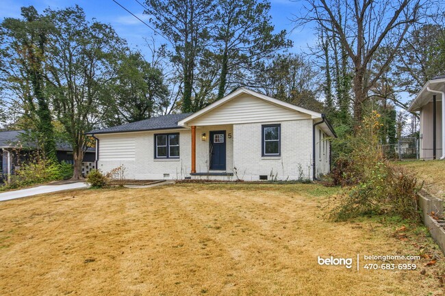 Building Photo - 53 Springside Dr SE