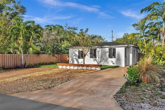 Photo - 1123 NE 1st Ave. Unit 1