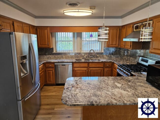 Photo - 4717 N Lakewood Dr