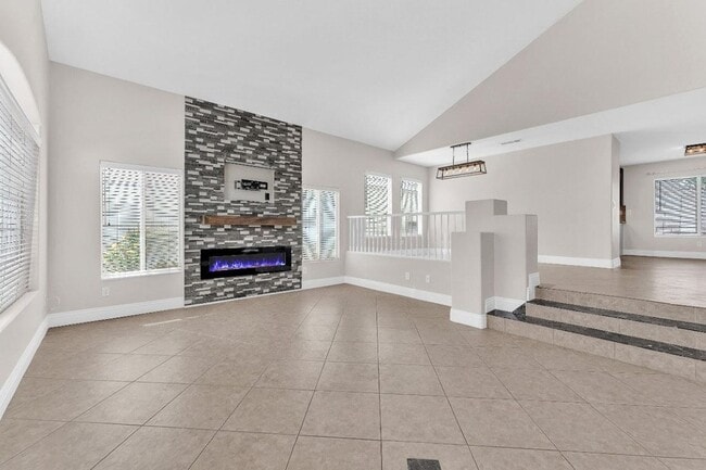 Photo - 7237 Buglehorn St