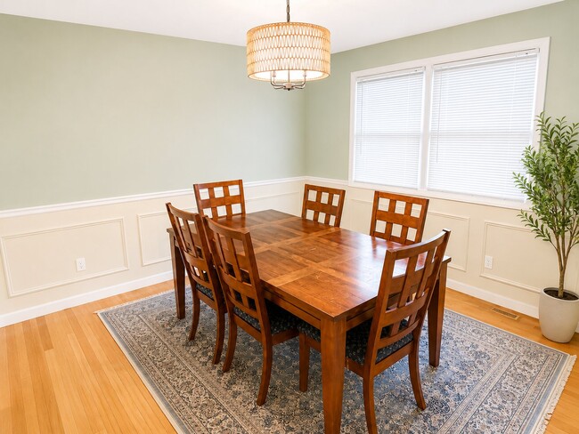 Photo - 314 Somerset Dr