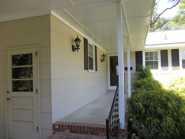 Photo - 3102 Northwoods Dr