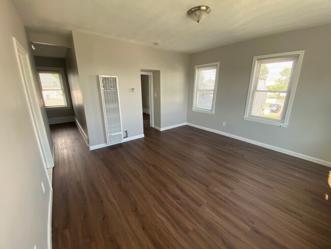 Photo - 34 Orchard St