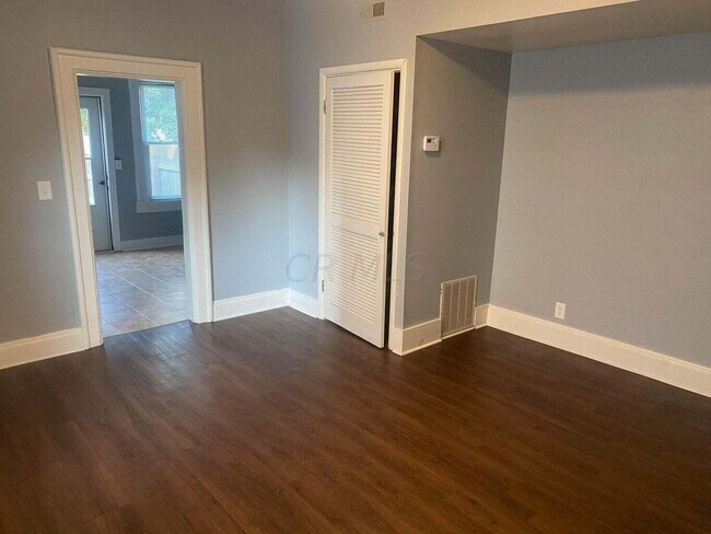 Photo - 484 E Columbus St