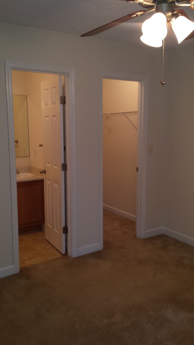 2 Bedroom Master