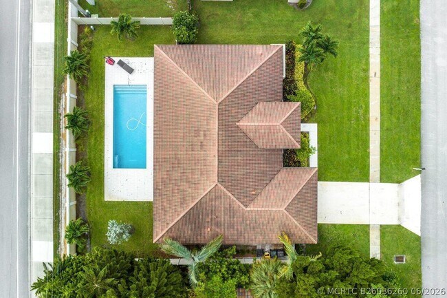 Building Photo - 12898 Buckland St