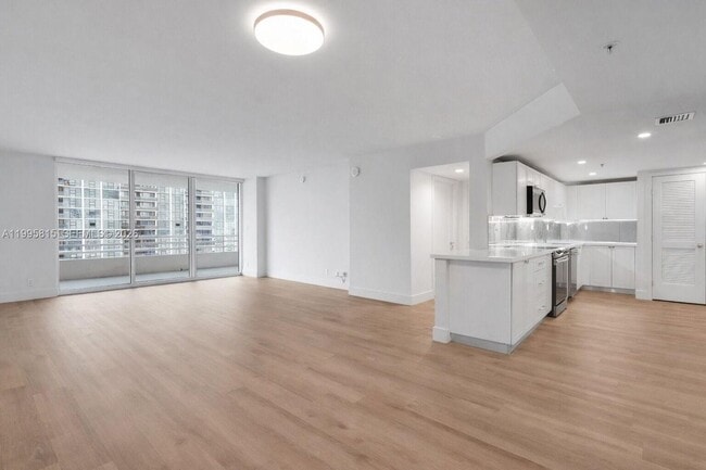 Photo - 555 NE 34th St Unit 204