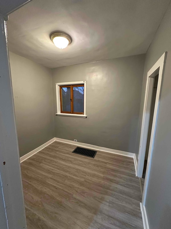 35 Cowing St Unit 1