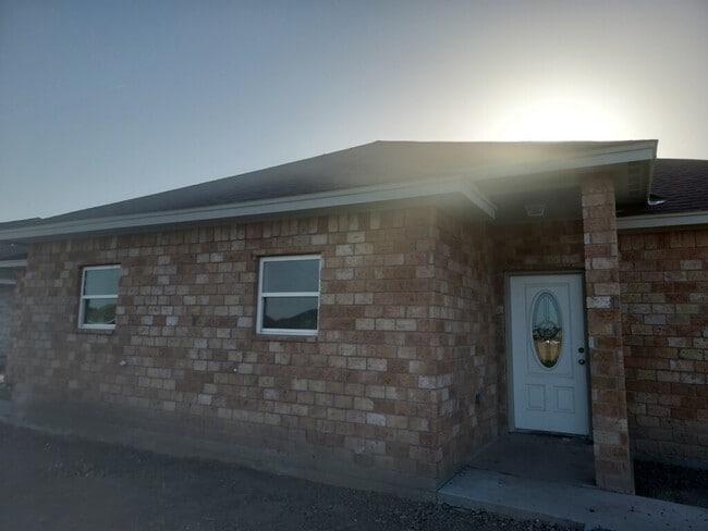 Building Photo - 308 Cantalupo Ln Unit B