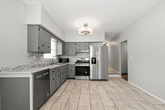 Photo - 8340 W Lincoln Hwy