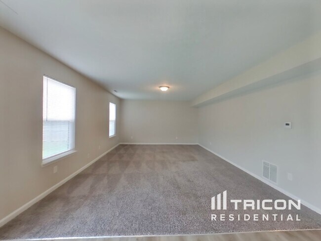 Photo - 2984 W Sampler St