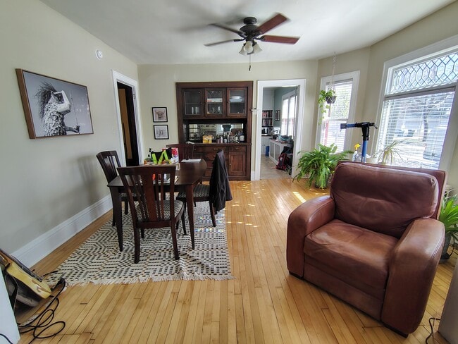 Dining room - 2847 31st Avenue South