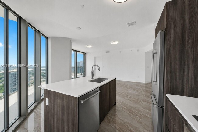 Photo - 488 NE 18th St Unit 3900