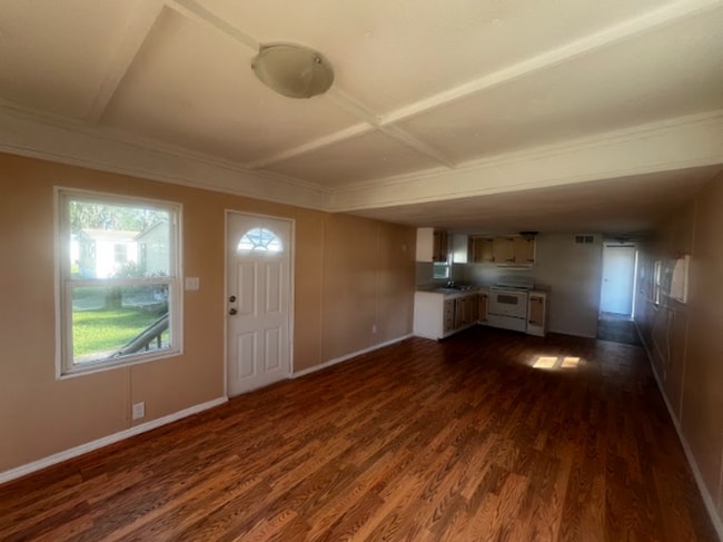 Photo - Welcome Home to Silver Lake Unit Lot 8.2