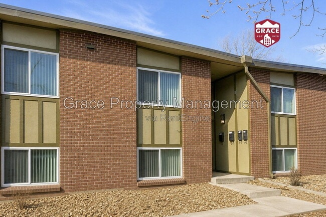 Building Photo - 2900 Eliot Cir Unit 4