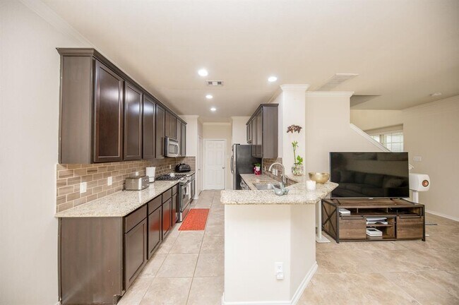 Photo - 6442 Calgary Woods Ln Condo