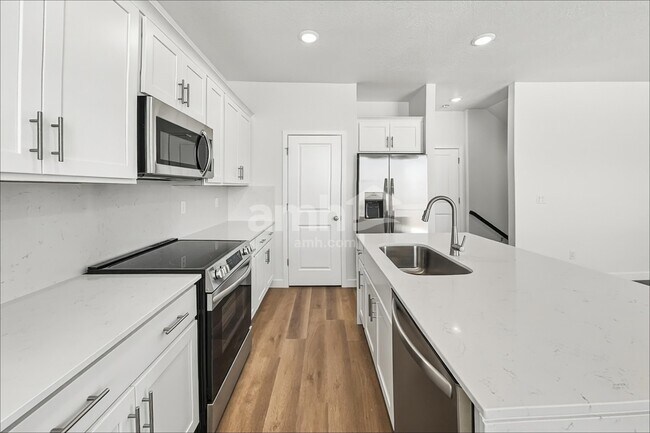 Photo - 1276 S Brixton Avenue