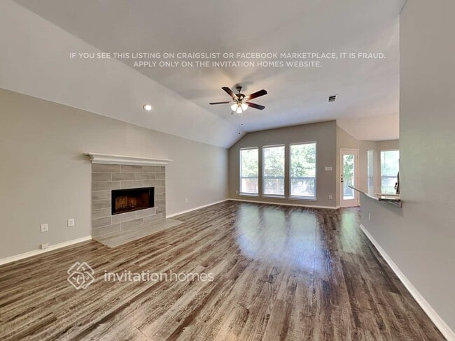 Photo - 221 Mulberry Ln