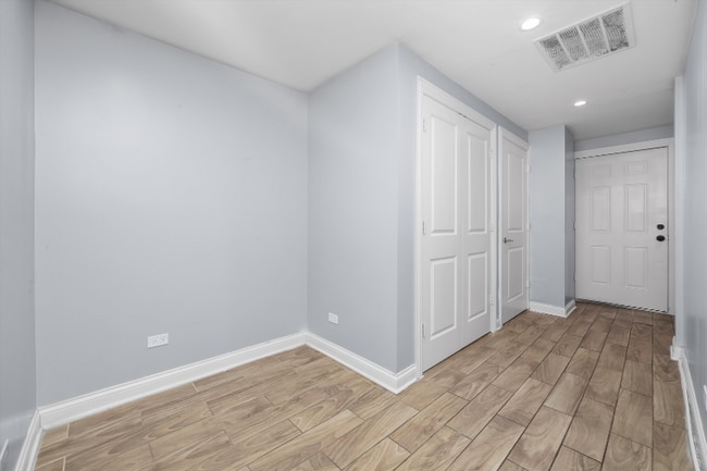 Photo - 4538 W Jackson Blvd Unit Garden