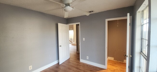 2nd bedroom - 10434 Doc Holliday Trl Unit B