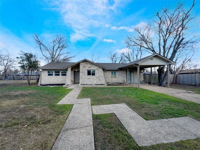 Photo - 1502 Glen Burnie Dr