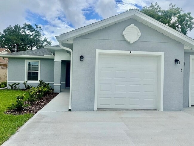Photo - 8 Coral Reef Ct N