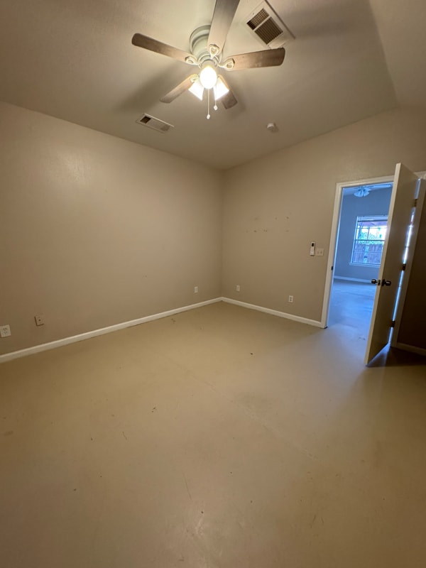 Photo - 20045 FM306 Unit 106