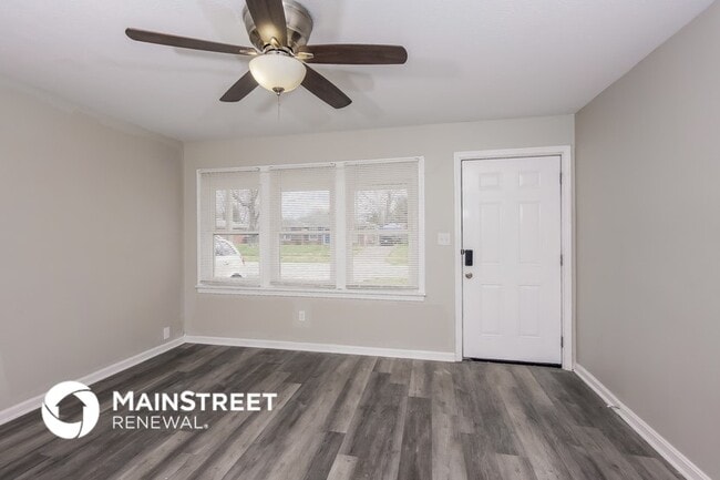 Photo - 7412 Lesane Dr