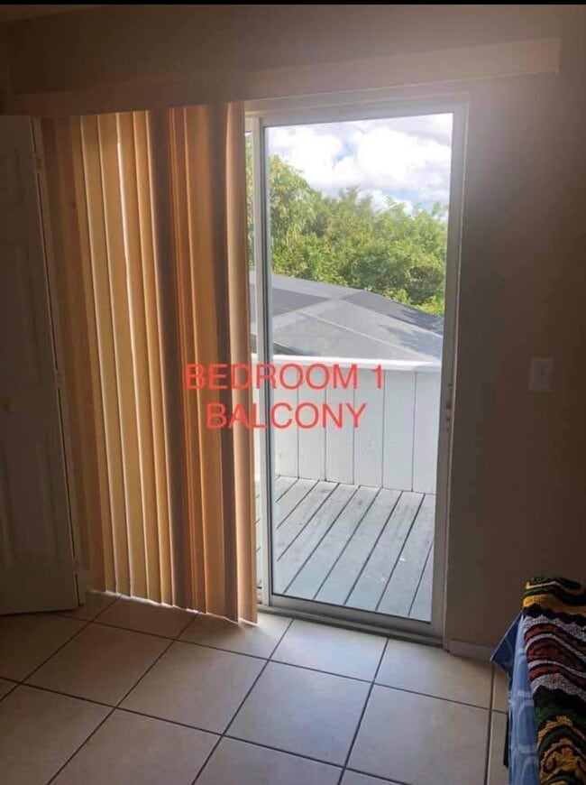 Photo - 204 Majors Ln