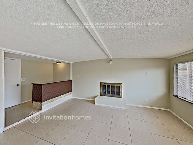 Photo - 7016 W Wilshire Dr