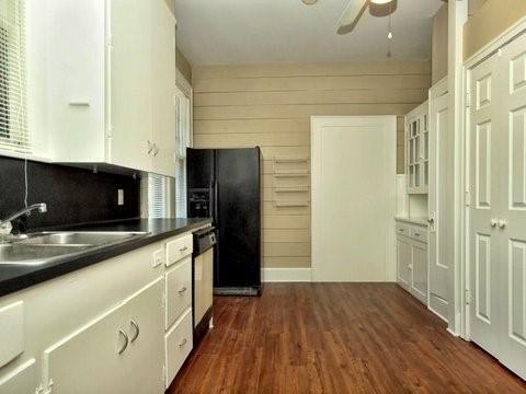 Photo - 902 1/2 S 2nd St